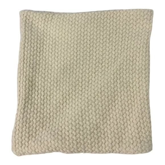 SouthShore Fine Linens Knit Decorative Accent Pillow Cover Oatmeal 15"x15" NWOT - Picture 2 of 5